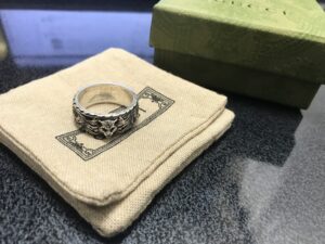 gucciリング